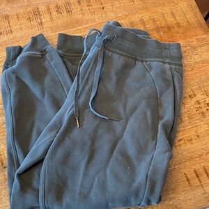 Lululemon high rise scuba jogger, dark forest green